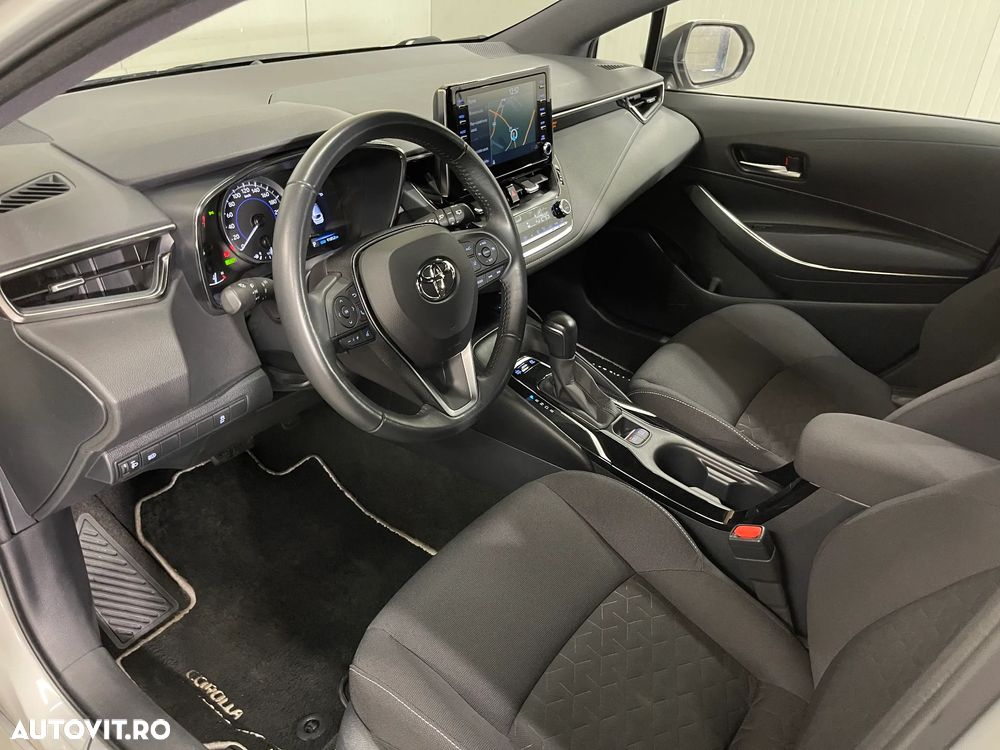 Toyota Corolla 1.8 Hybrid Business Edition - 5