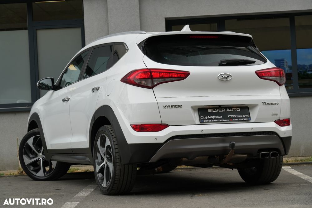 Hyundai Tucson 2.0 CRDI 4WD Style - 26