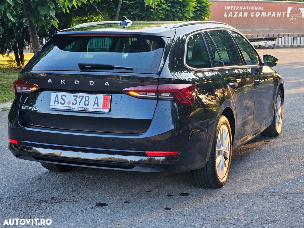 SKODA Octavia 2023 — imagine 11