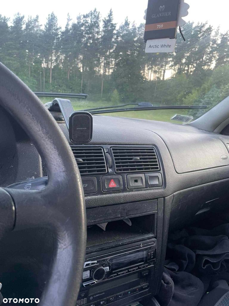 Volkswagen Golf IV 1.9 TDI - 9