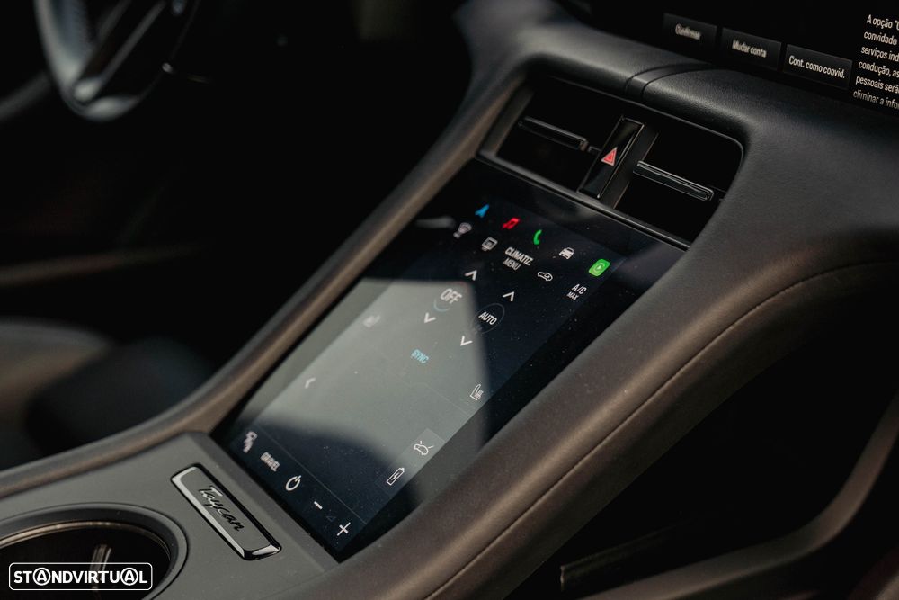 Porsche Taycan Cross Turismo 4 - 37