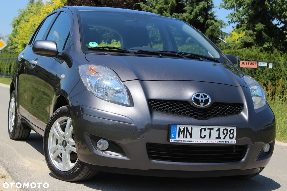 Toyota Yaris 1.33 VVT-i Executive - 1