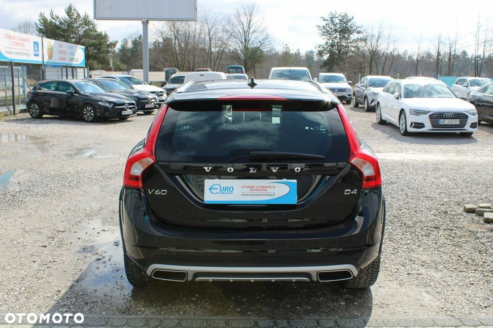 Volvo V60 Cross Country D4 Drive-E Momentum - 8
