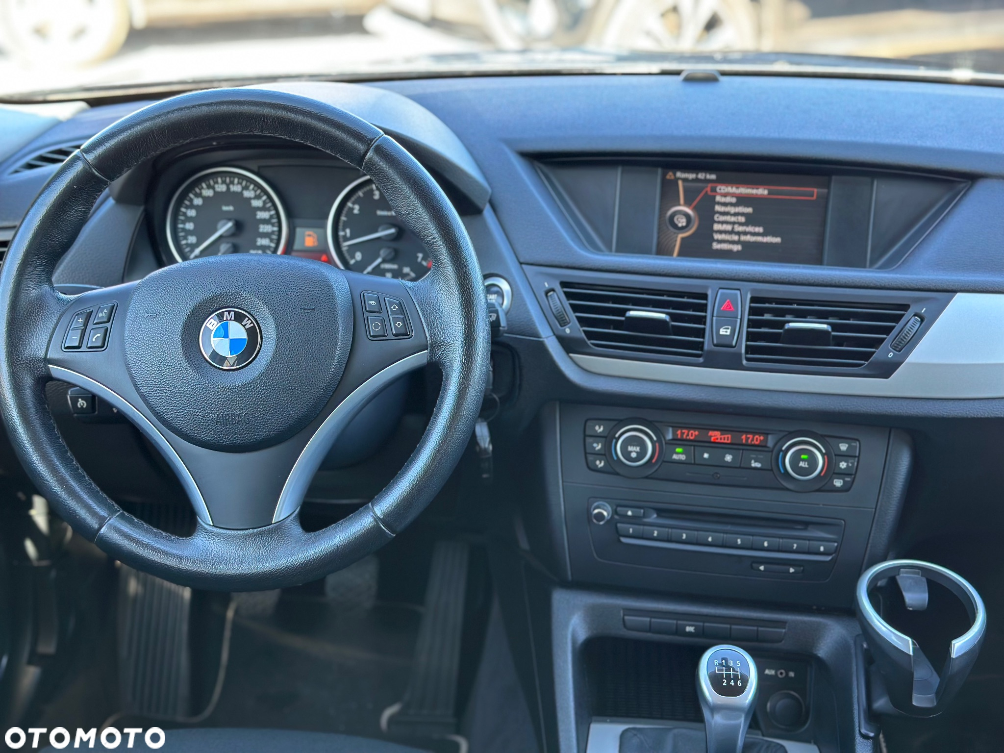 BMW X1 sDrive18i - 15
