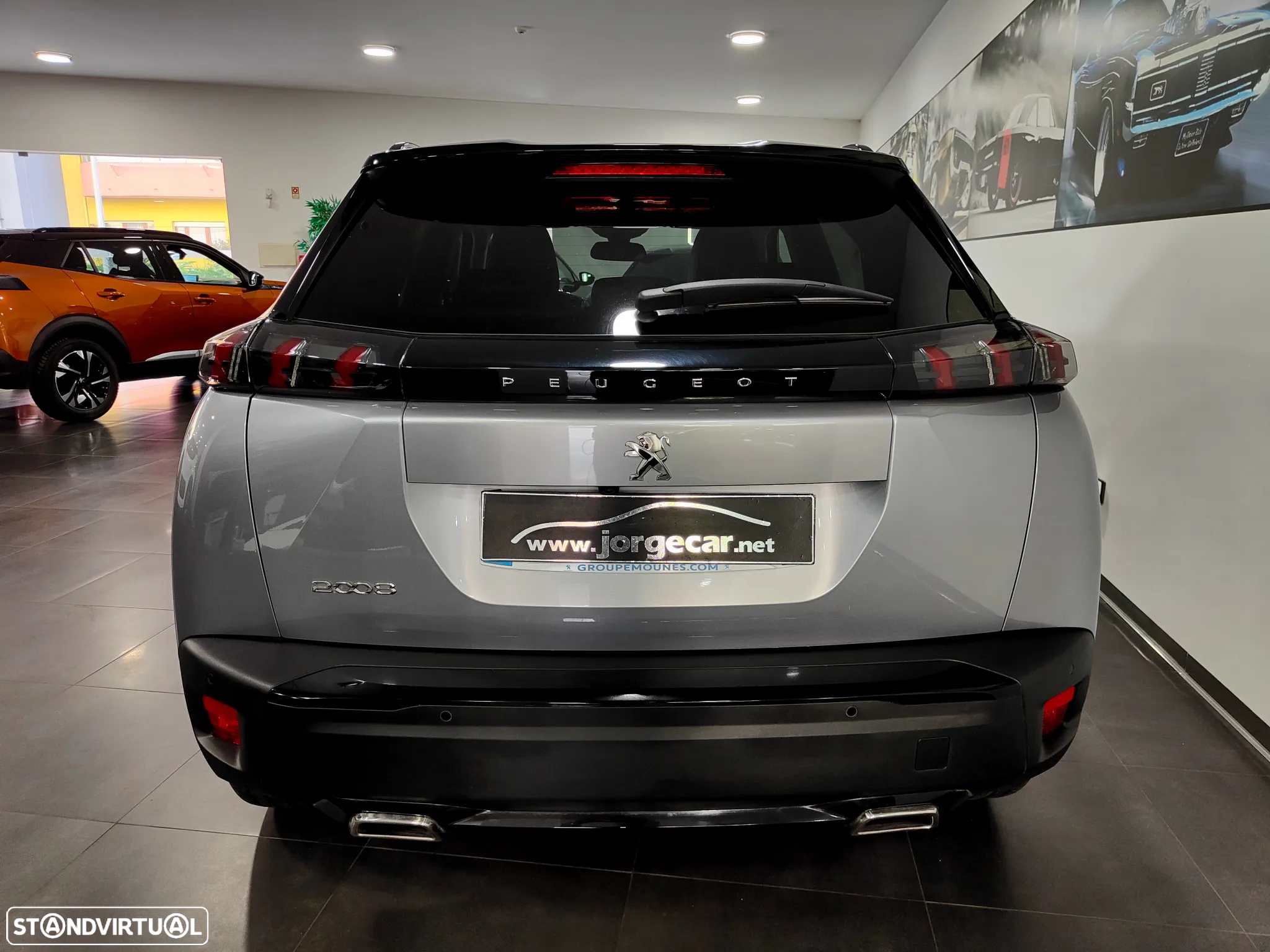 Peugeot 2008 1.2 PureTech Allure - 19