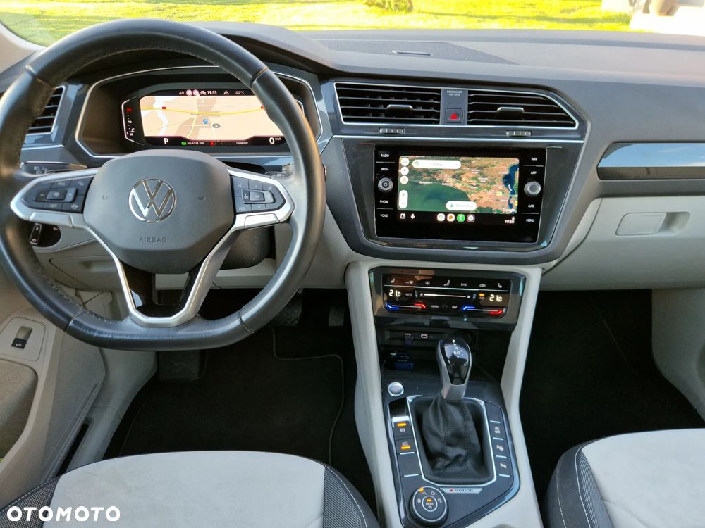 Volkswagen Tiguan 2.0 TDI SCR 4Mot Elegance DSG - 15