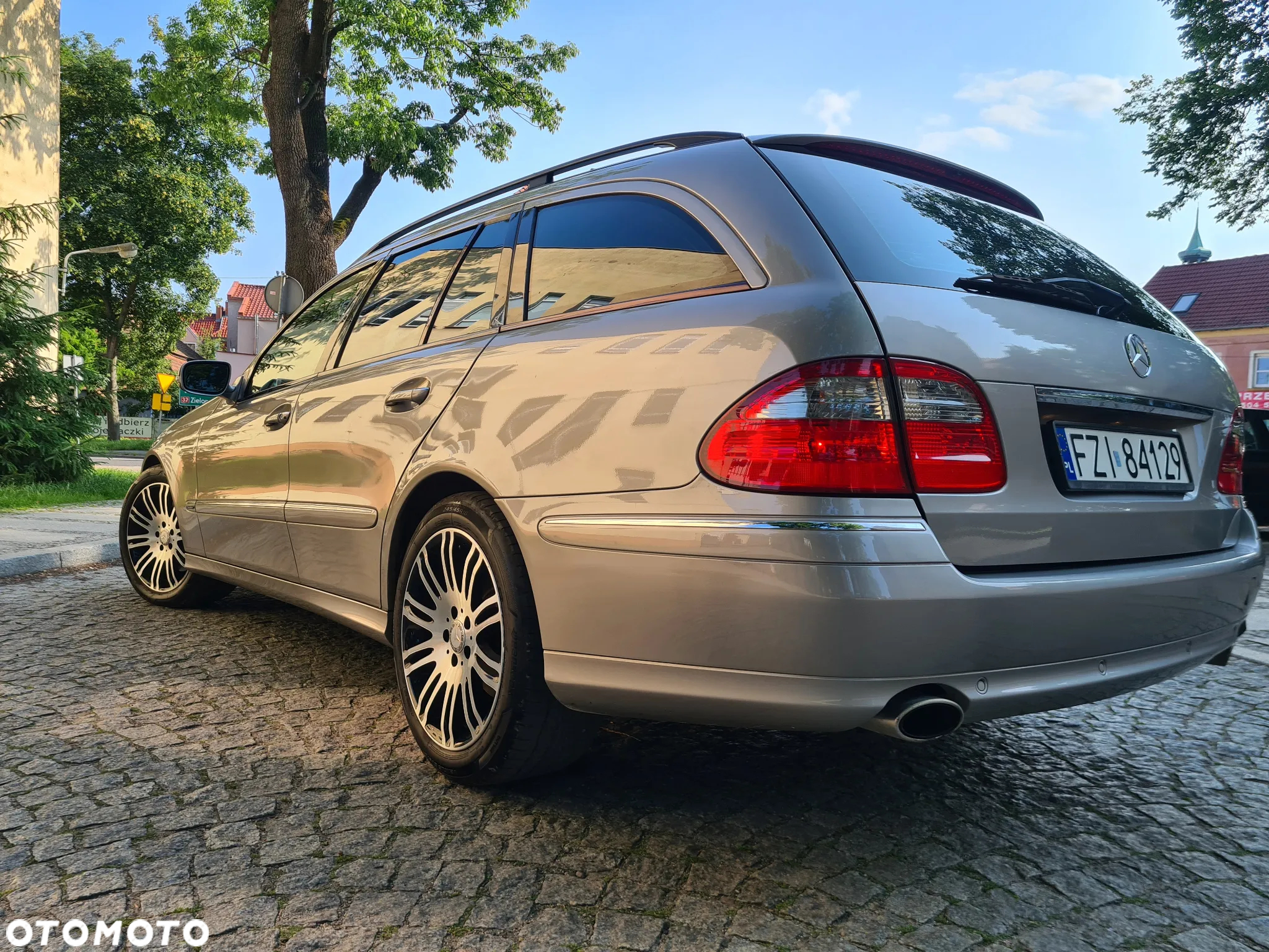 Mercedes-Benz Klasa E 500 T 4Matic Automatik Avantgarde - 6