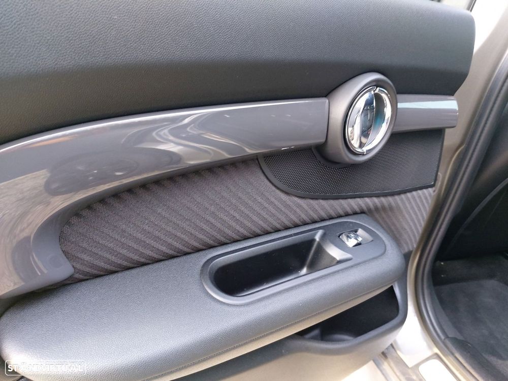 MINI Clubman - 13