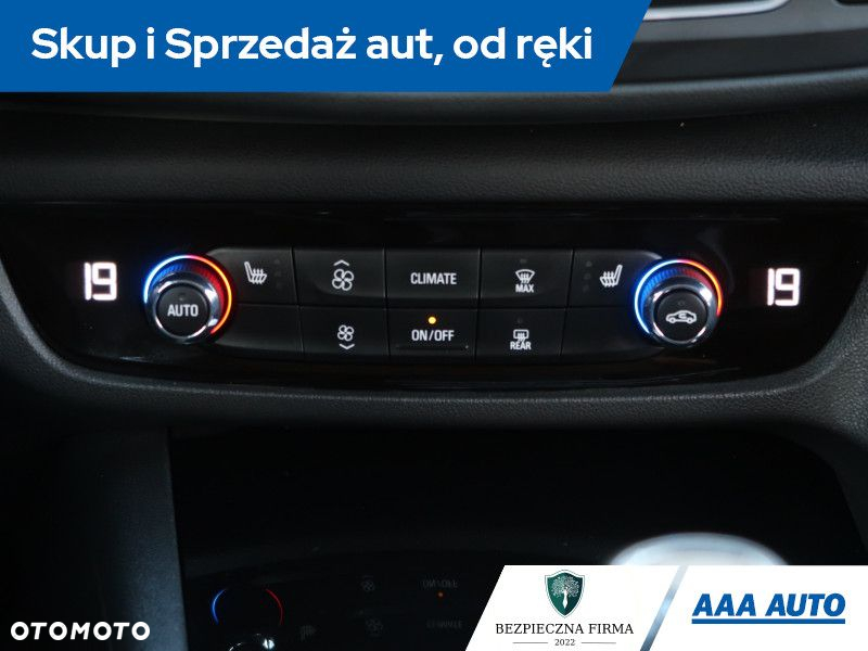 Opel Insignia - 14