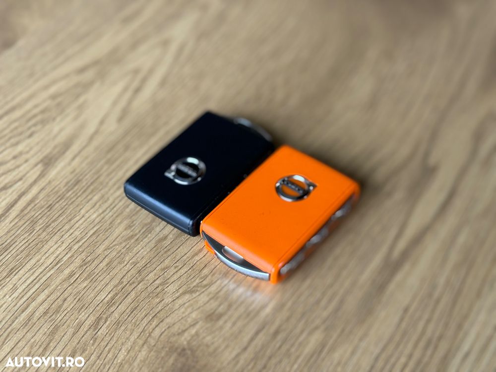 Volvo XC 40 Recharge T4 Twin Engine AT7 Inscription Expression - 21