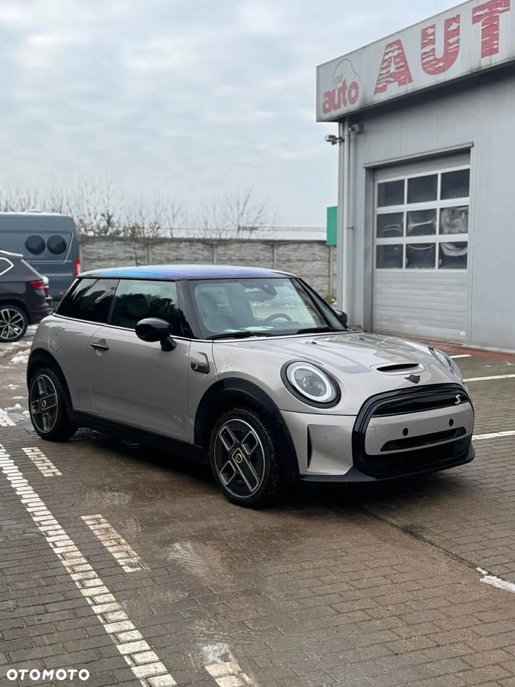 MINI Cooper S Sidewalk Trim - 2