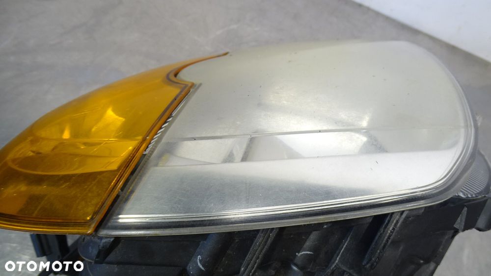 LAMPA PRAWA PRZEDNIA RENAULT MODUS  8200540239 - 7