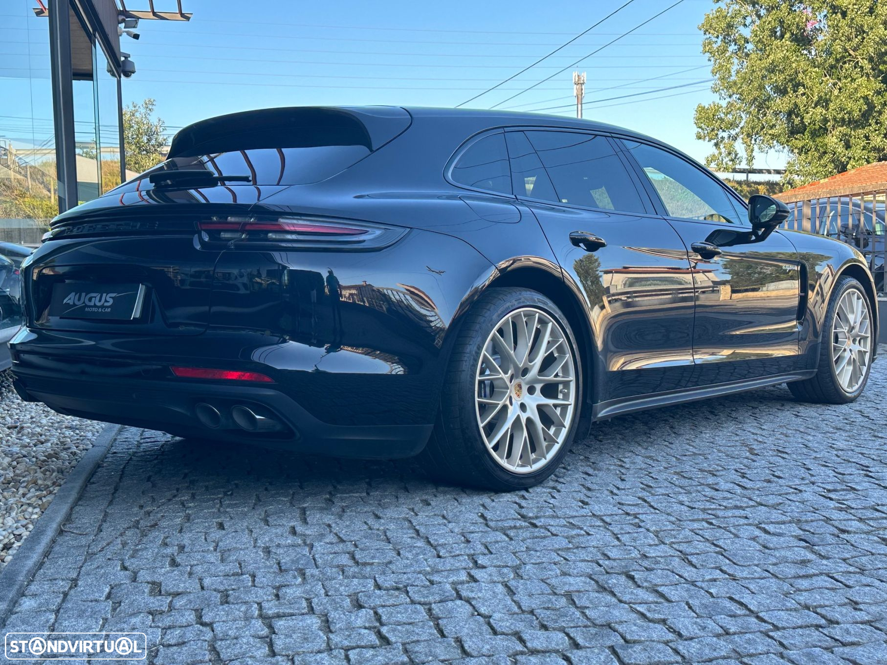 Porsche Panamera Sport Turismo 4 E-Hybrid 10 Years Edition - 3