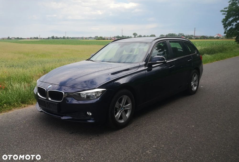 BMW Seria 3 318d DPF - 1