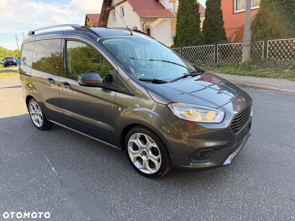 Ford Tourneo Courier 1.0 EcoBoost S&S Titanium - 5