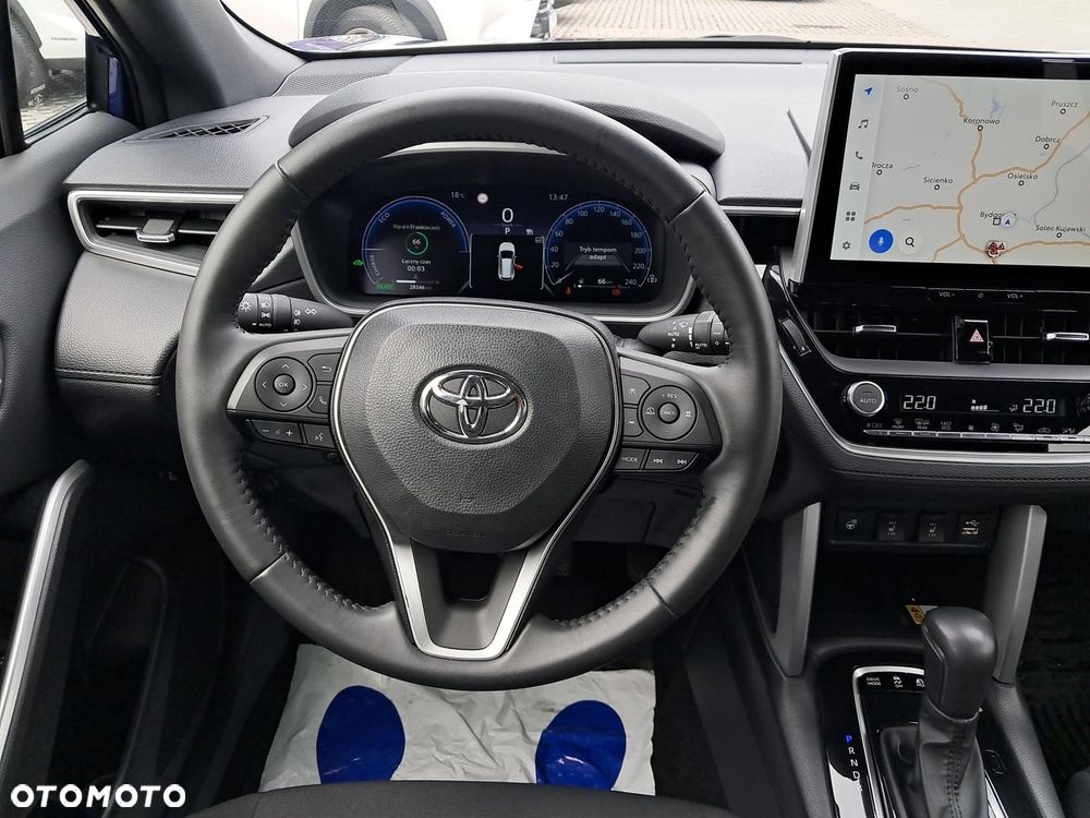 Toyota Corolla Cross - 17