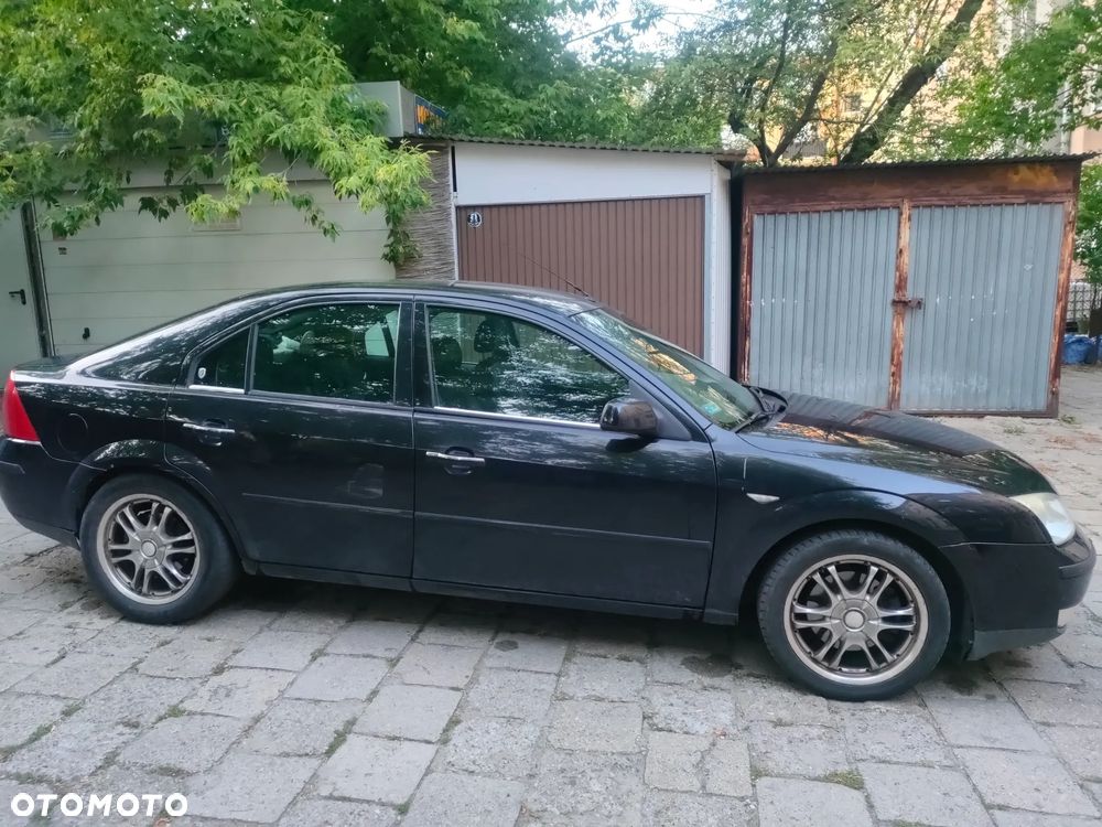 Ford Mondeo 2.0 TDCI Ghia - 12