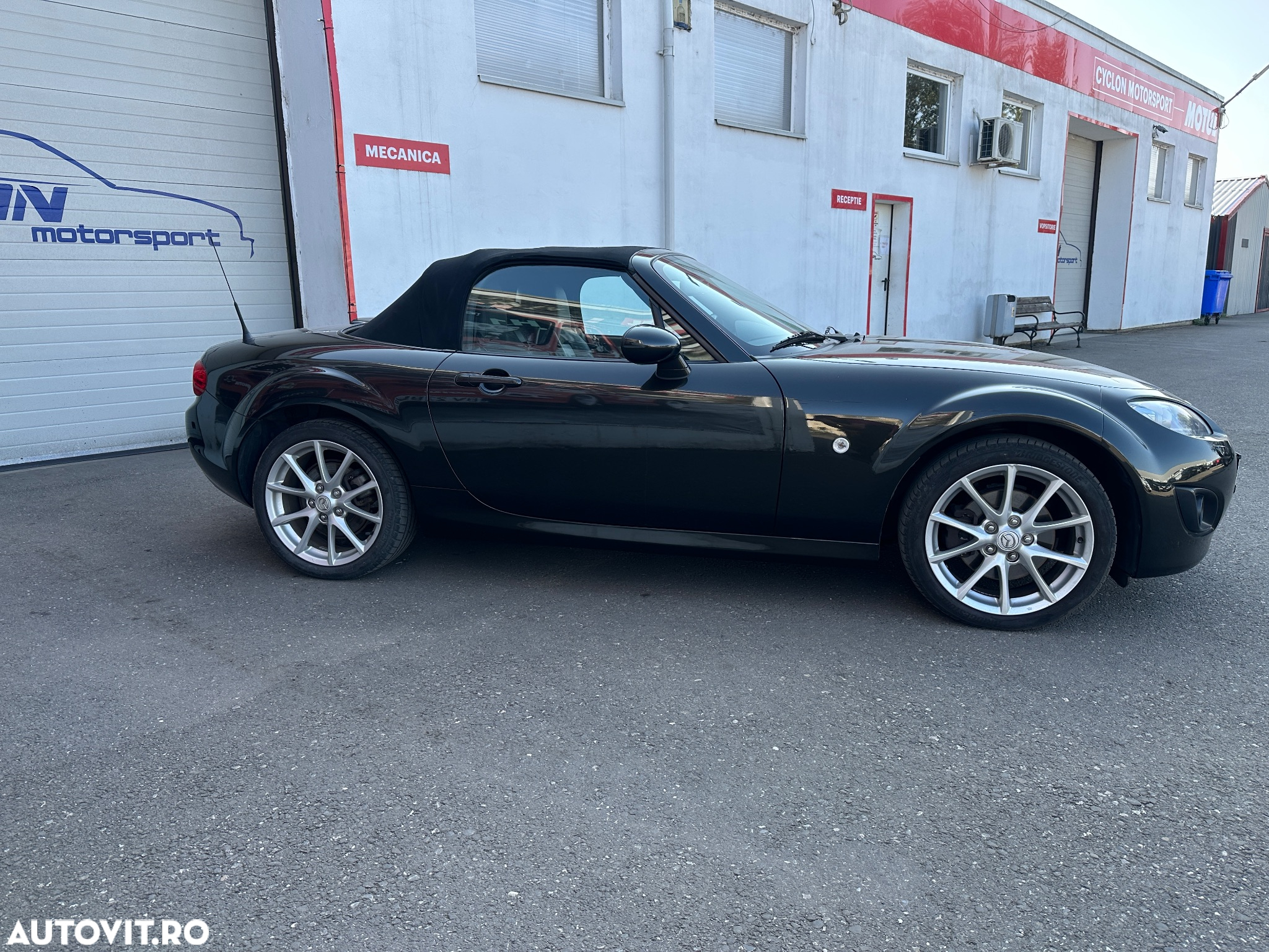 Mazda MX-5 - 7