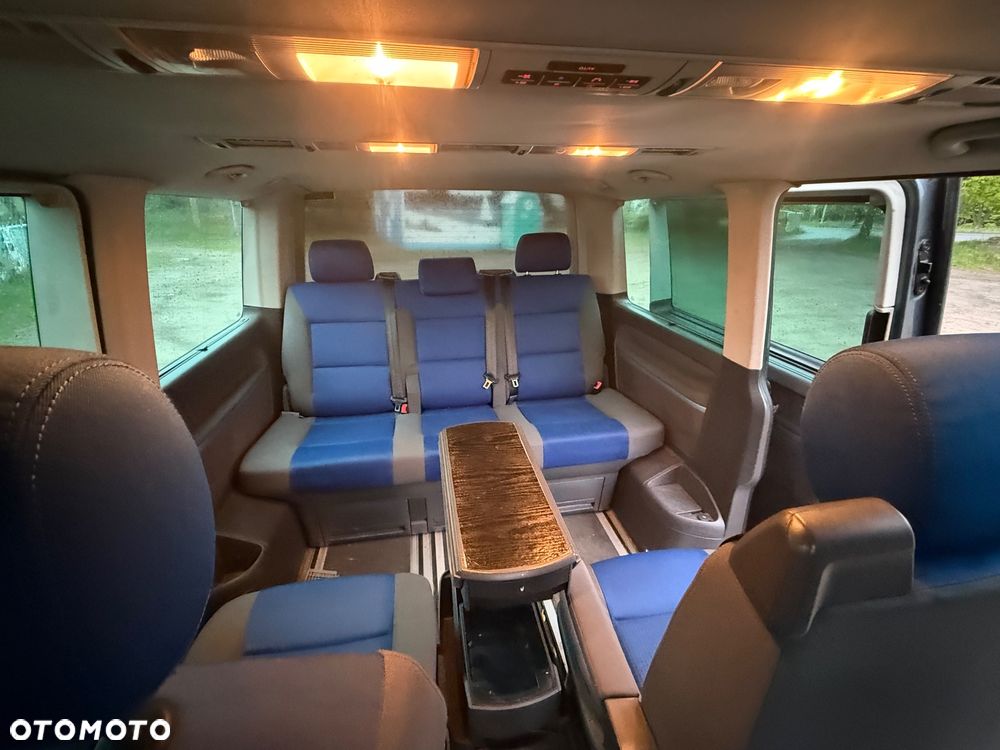 Volkswagen Multivan - 6
