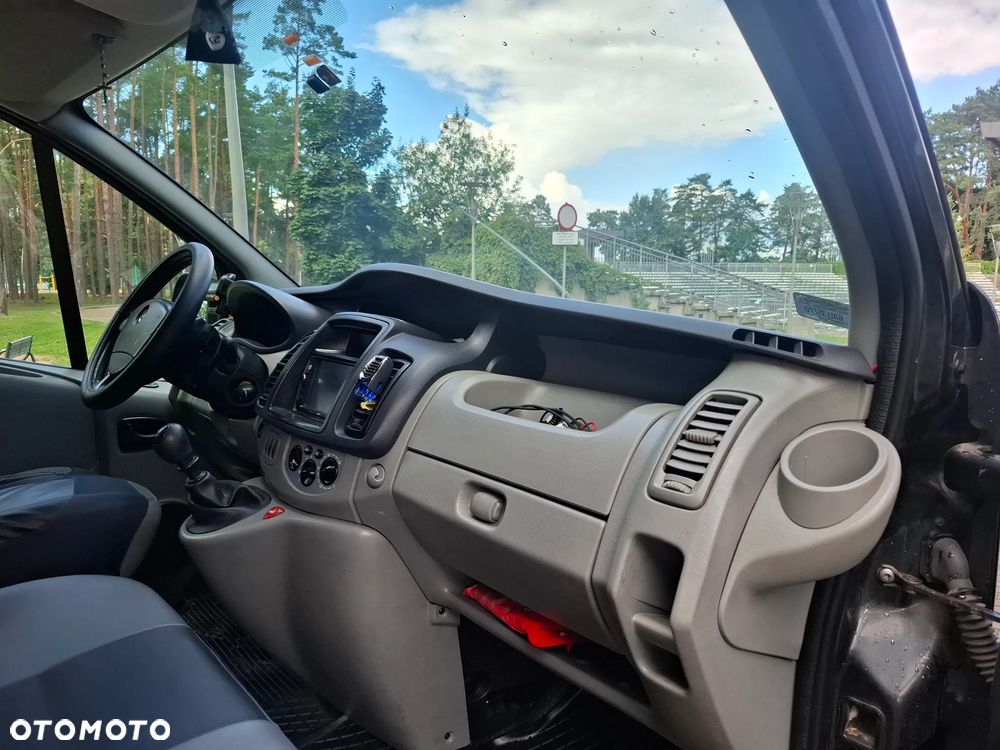 Opel Vivaro - 12