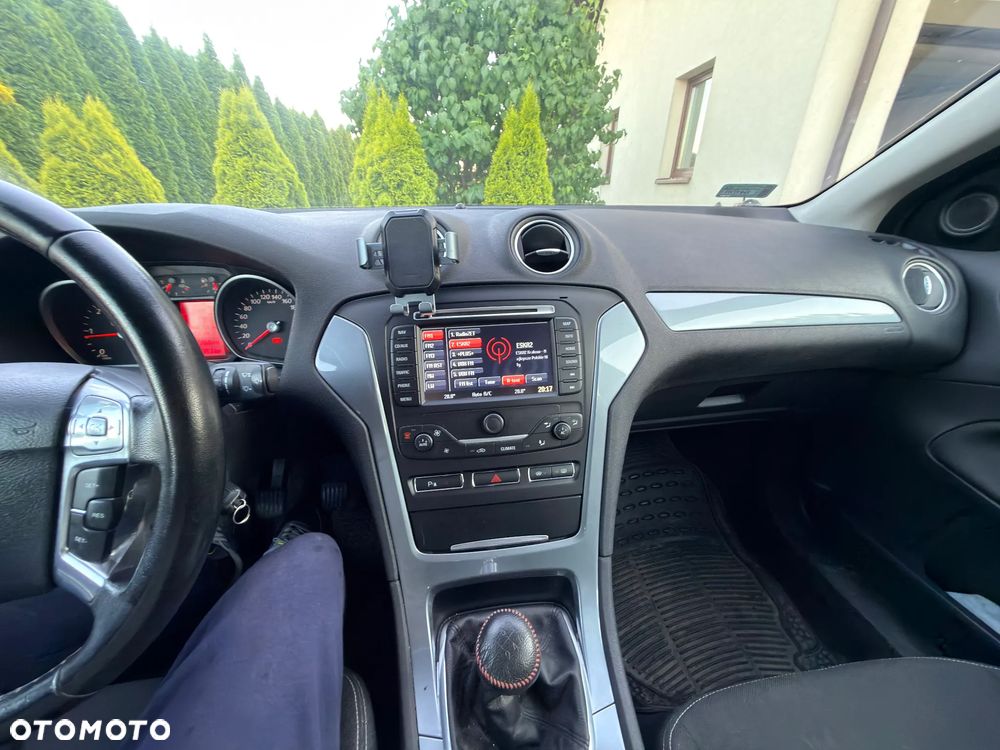 Ford Mondeo - 13
