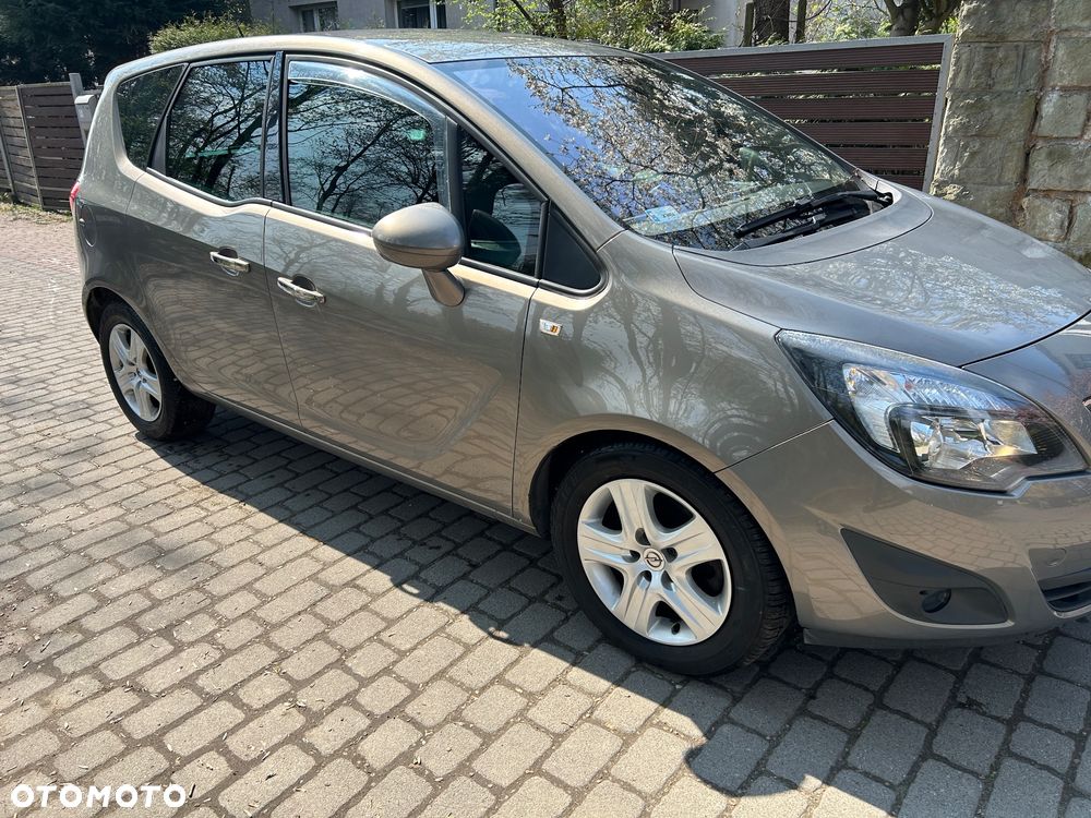 Opel Meriva 1.7 CDTI Cosmo ActiveSelect - 2
