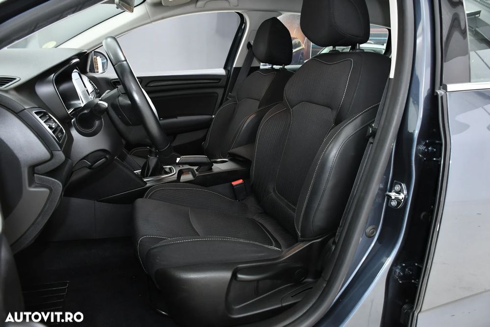 Renault Megane BLUE dCi 115 BUSINESS EDITION - 13