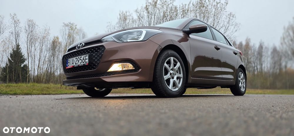 Hyundai i20 1.2 YES Silver - 3