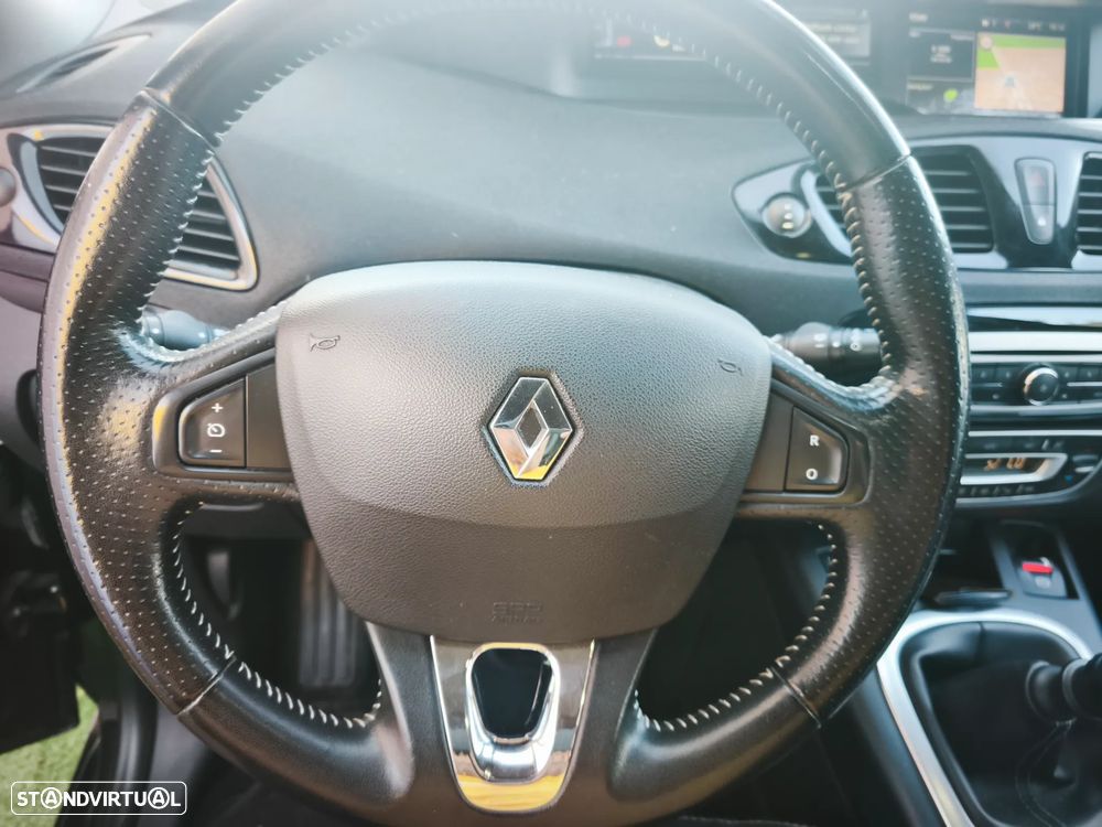 Renault Scénic Energy dCi 110 S&S Bose Edition - 6
