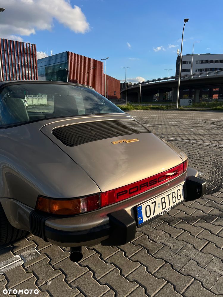 Porsche 911 - 10