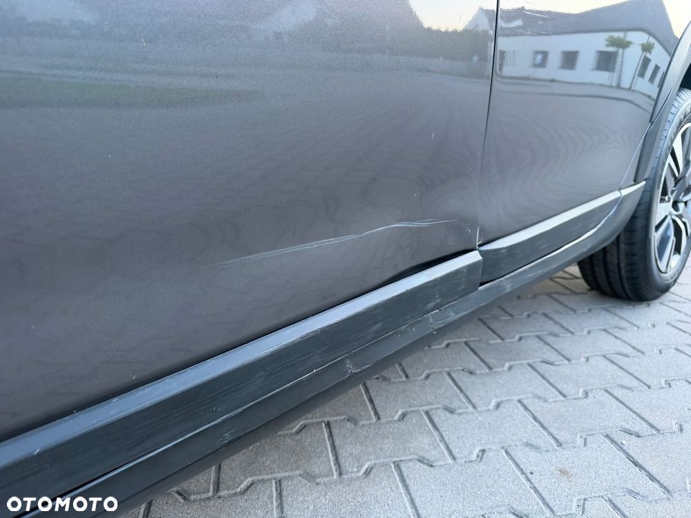 Peugeot 2008 1.2 PureTech Allure S&S EAT8 - 17