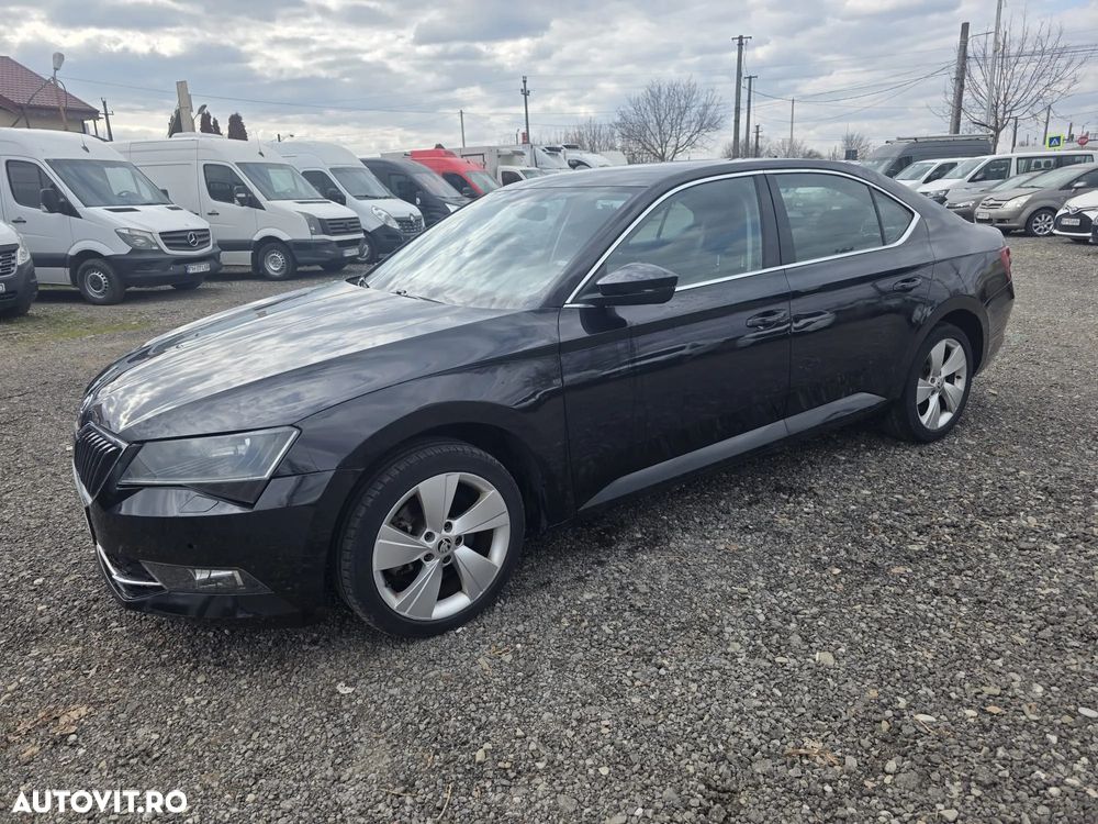 Skoda Superb 2.0 TDI Ambition - 8