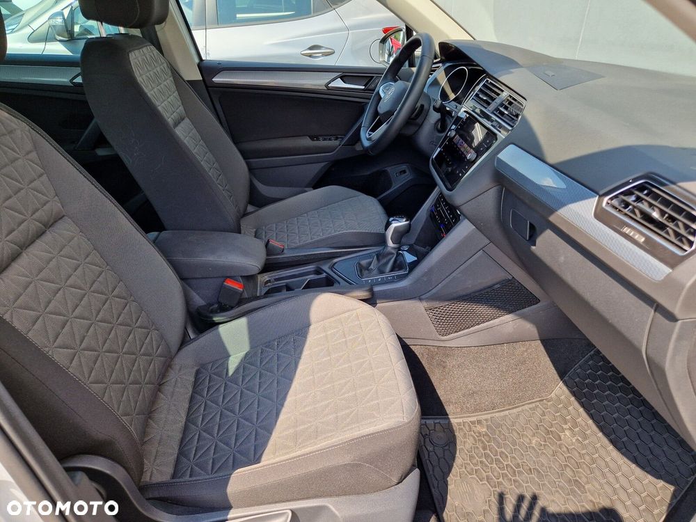 Volkswagen Tiguan 1.5 TSI EVO Elegance DSG - 32