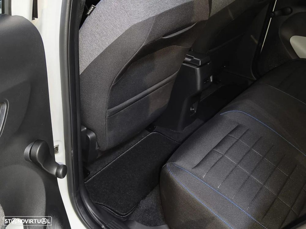 Citroën e-C3 44 kWh Autonomia Conforto Plus - 28