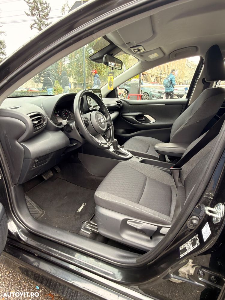 Toyota Yaris - 7