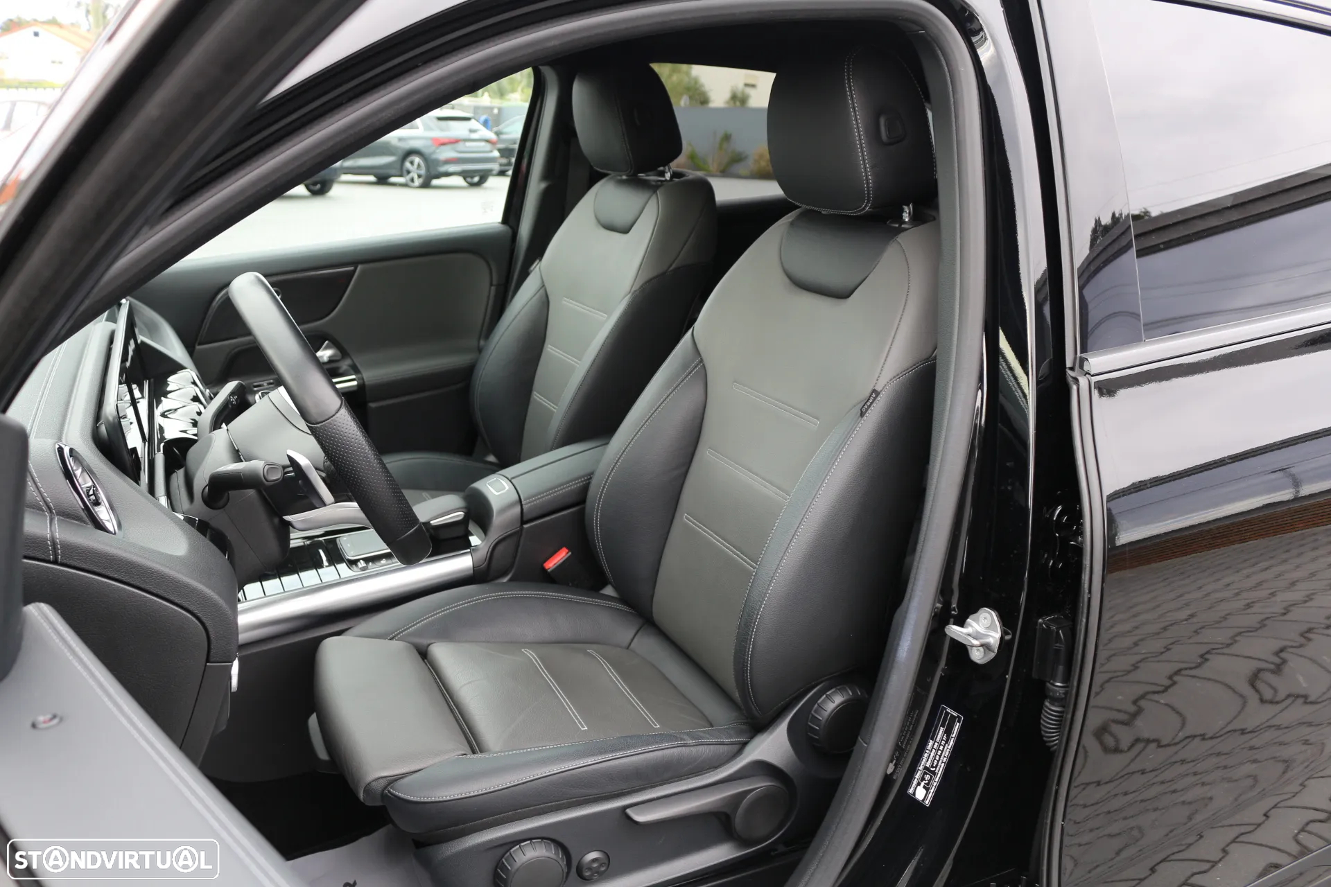 Mercedes-Benz GLA 200 d AMG Line - 22