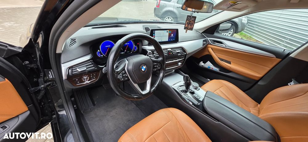 BMW Seria 5 525d Aut. - 7