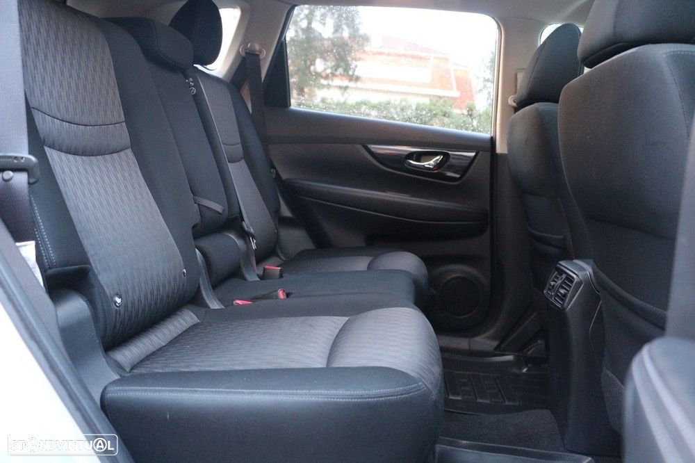 Nissan X-Trail 1.3 DIG-T Tekna 7L DCT - 18