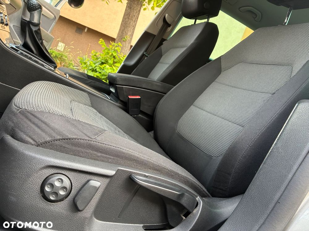 Volkswagen Passat 1.6 TDI BlueMotion - 4