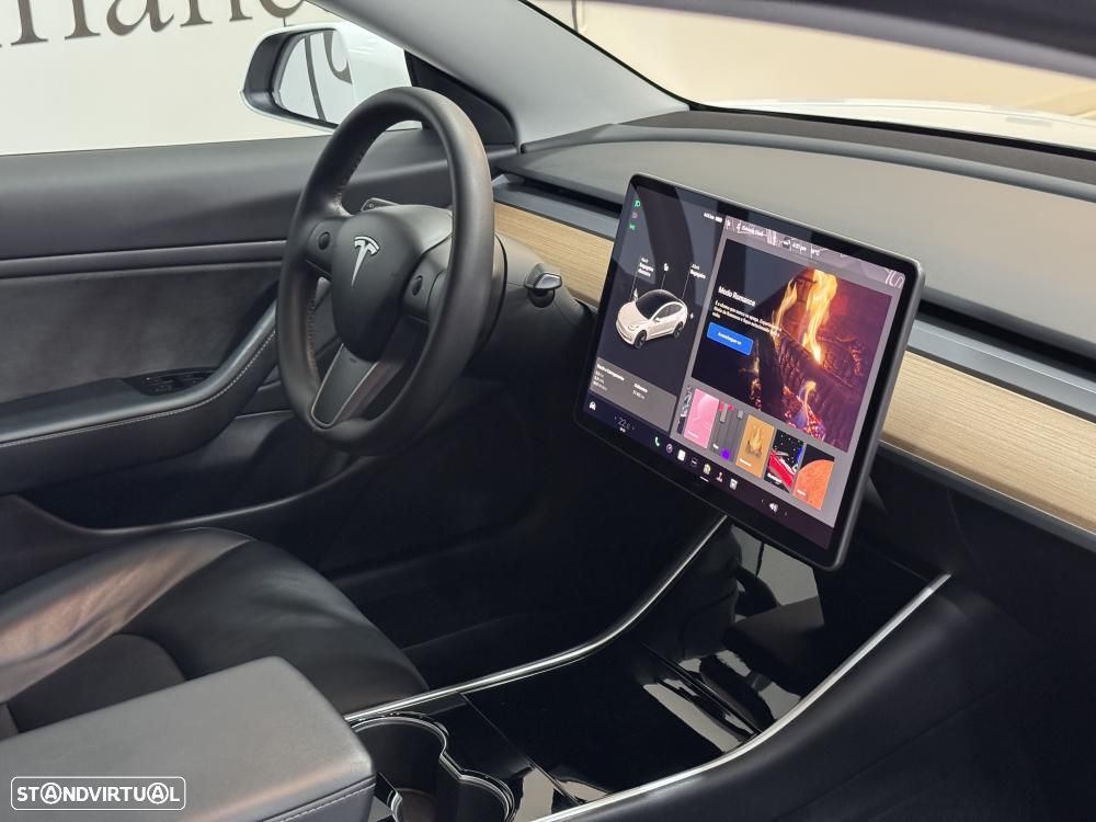 Tesla Model 3 - 39