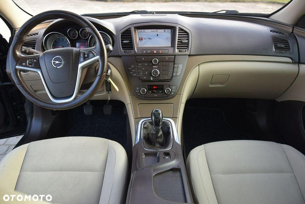Opel Insignia 1.6 Turbo Edition - 29