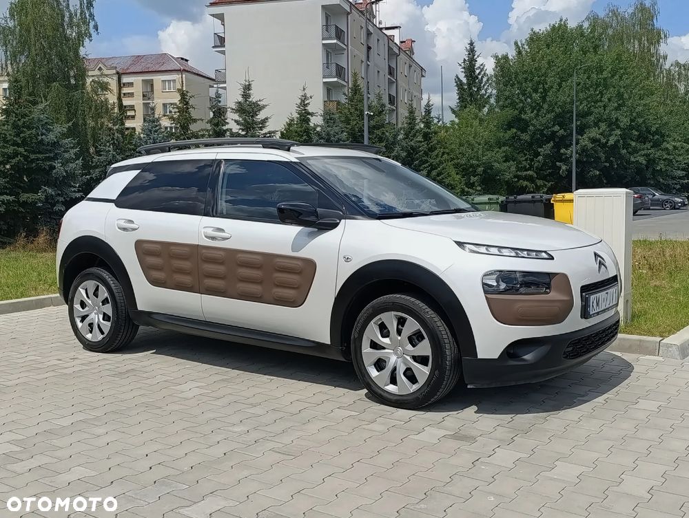 Citroën C4 Cactus 1.2 PureTech Live EU6 - 7