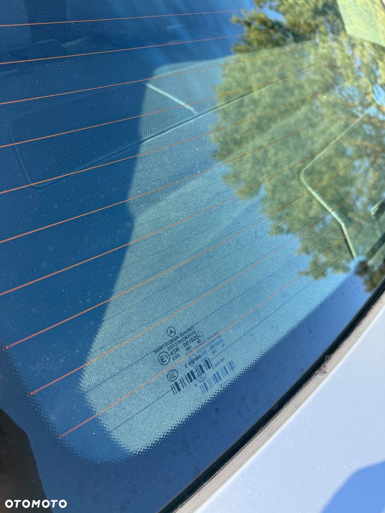 Mercedes-Benz Klasa E 350 CDI DPF 4Matic BlueEFFICIENCY 7G-TRONIC Avantgarde - 26