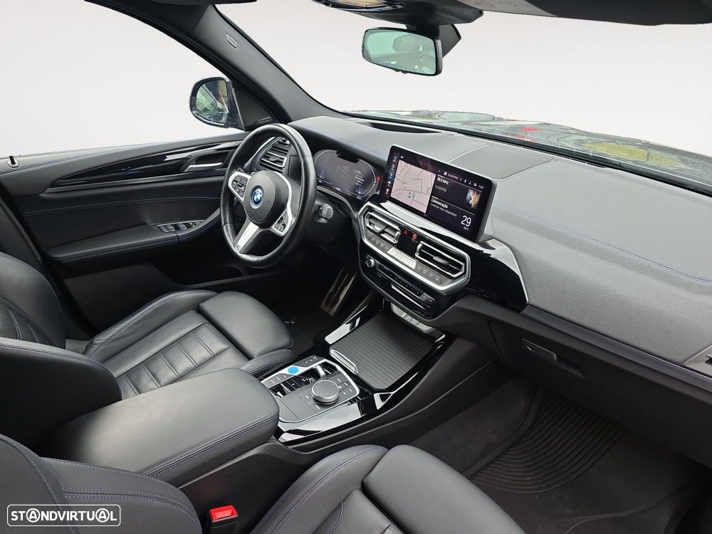 BMW iX3 M Sport Impressive - 7