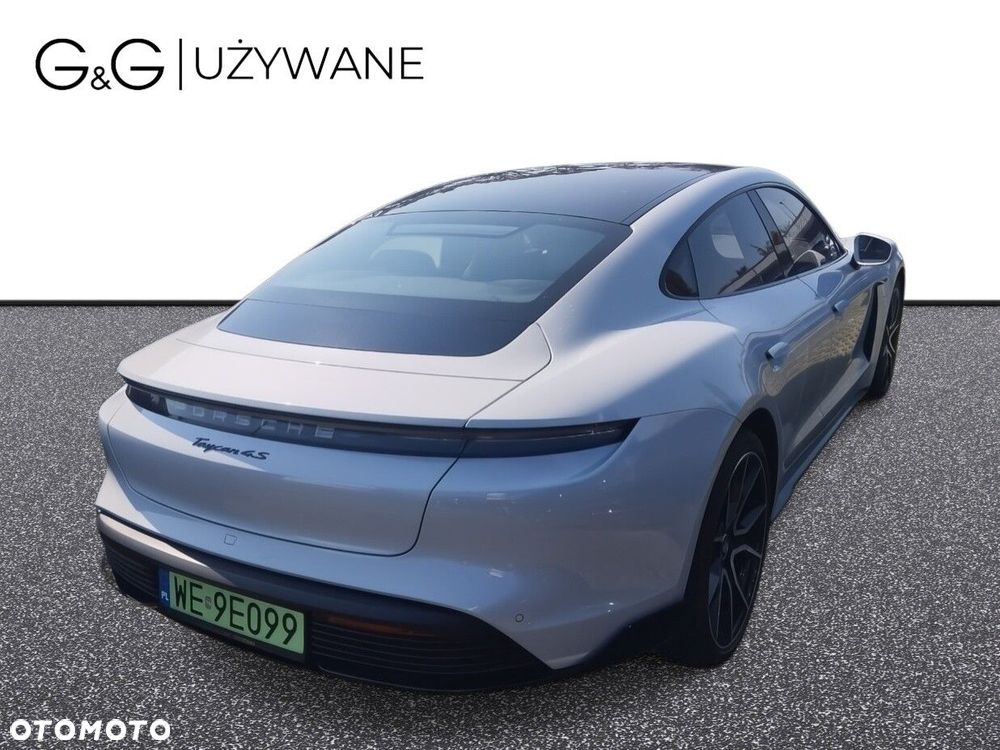 Porsche Taycan - 3