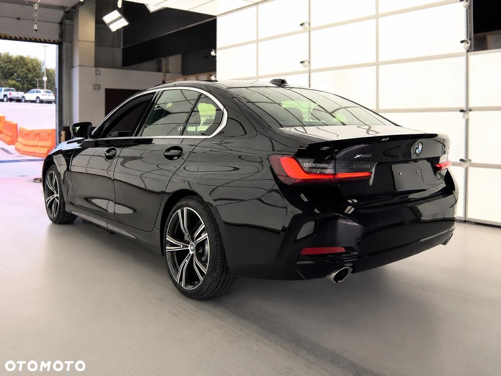 BMW Seria 3 330i xDrive M Sport - 7