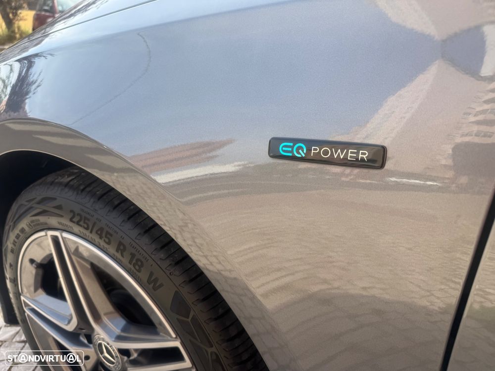 Mercedes-Benz A 250 e AMG Line - 9