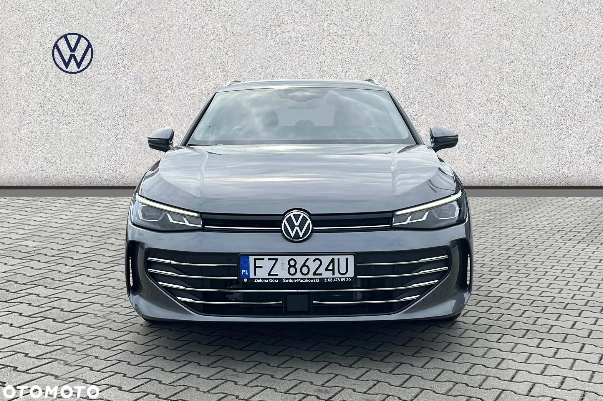 Volkswagen Passat - 8