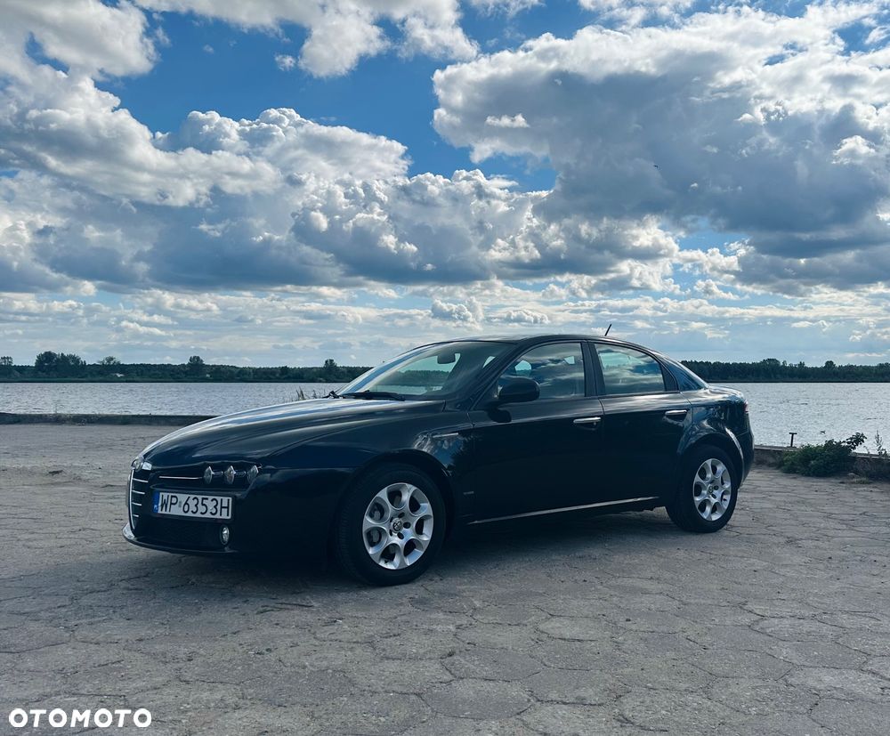 Alfa Romeo 159 - 2
