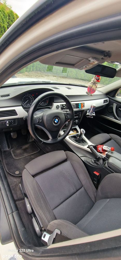 BMW Seria 3 320d - 8